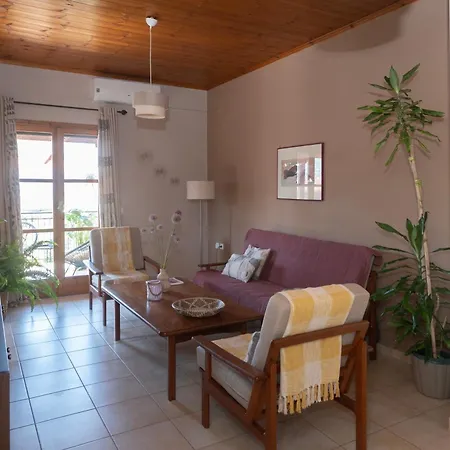 Dionphaie - διόνφαιη Apartment Pylos