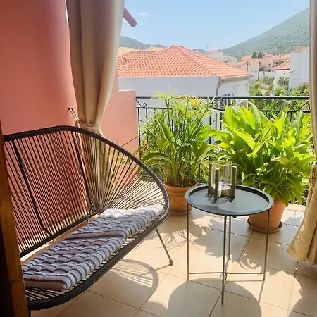 Dionphaie - διόνφαιη Apartmán