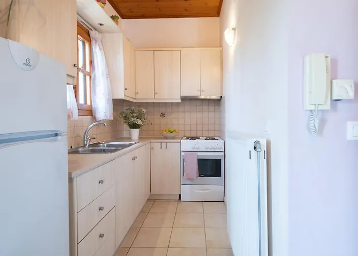 Dionphaie - διόνφαιη Apartamento Pylos