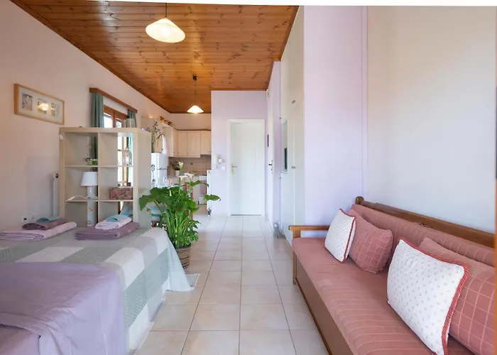 Dionphaie - διόνφαιη Apartamento Pylos