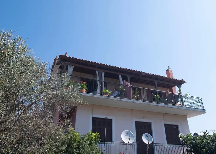 Dionphaie - διόνφαιη * Pylos