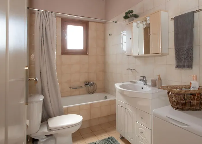 Dionphaie - διόνφαιη Pylos